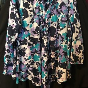 Soft flowing top with cami